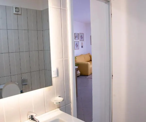 Lulu - Sunflower Apartment *