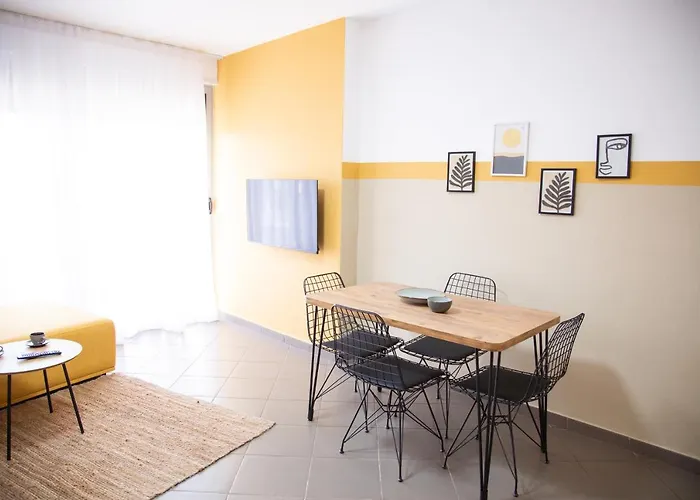 Apartment Lulu - Sunflower Golem (Tirana)